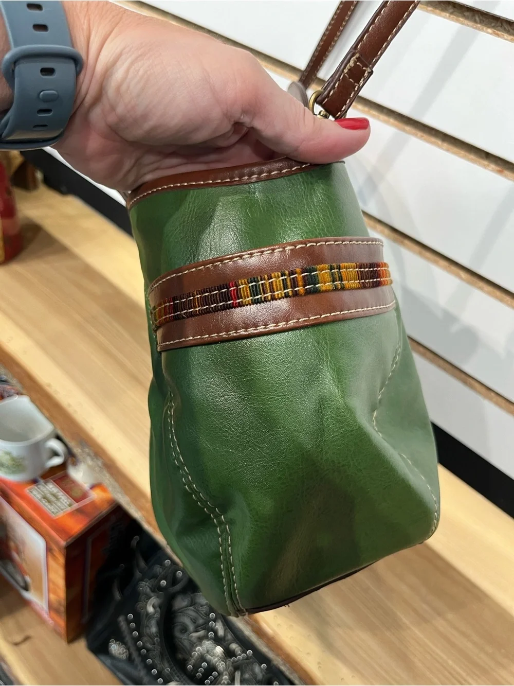 Vintage Relic leather bag